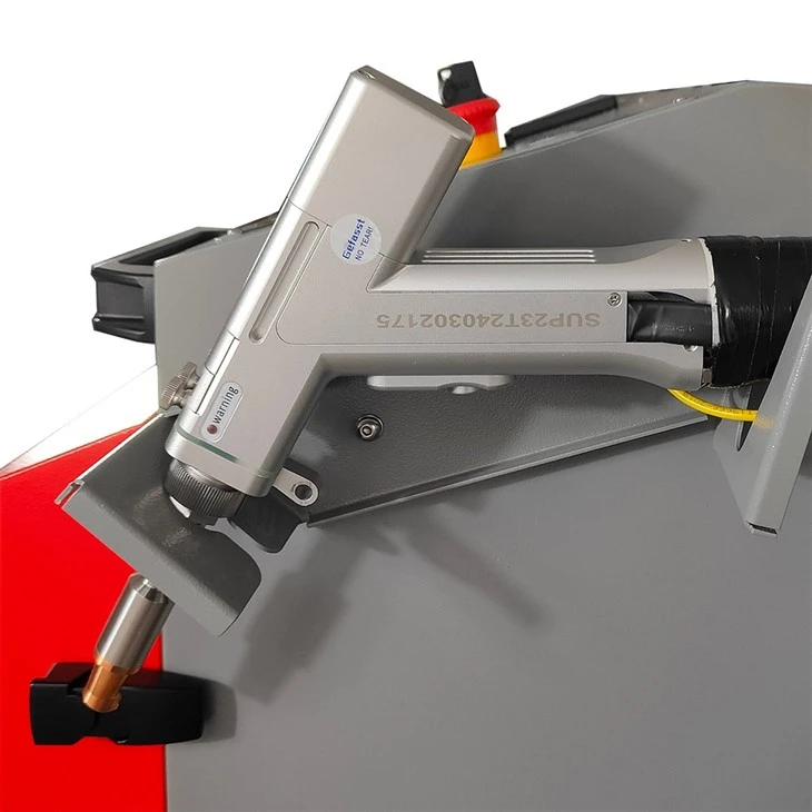 Handheld 3000w Laser Welding Equipment
